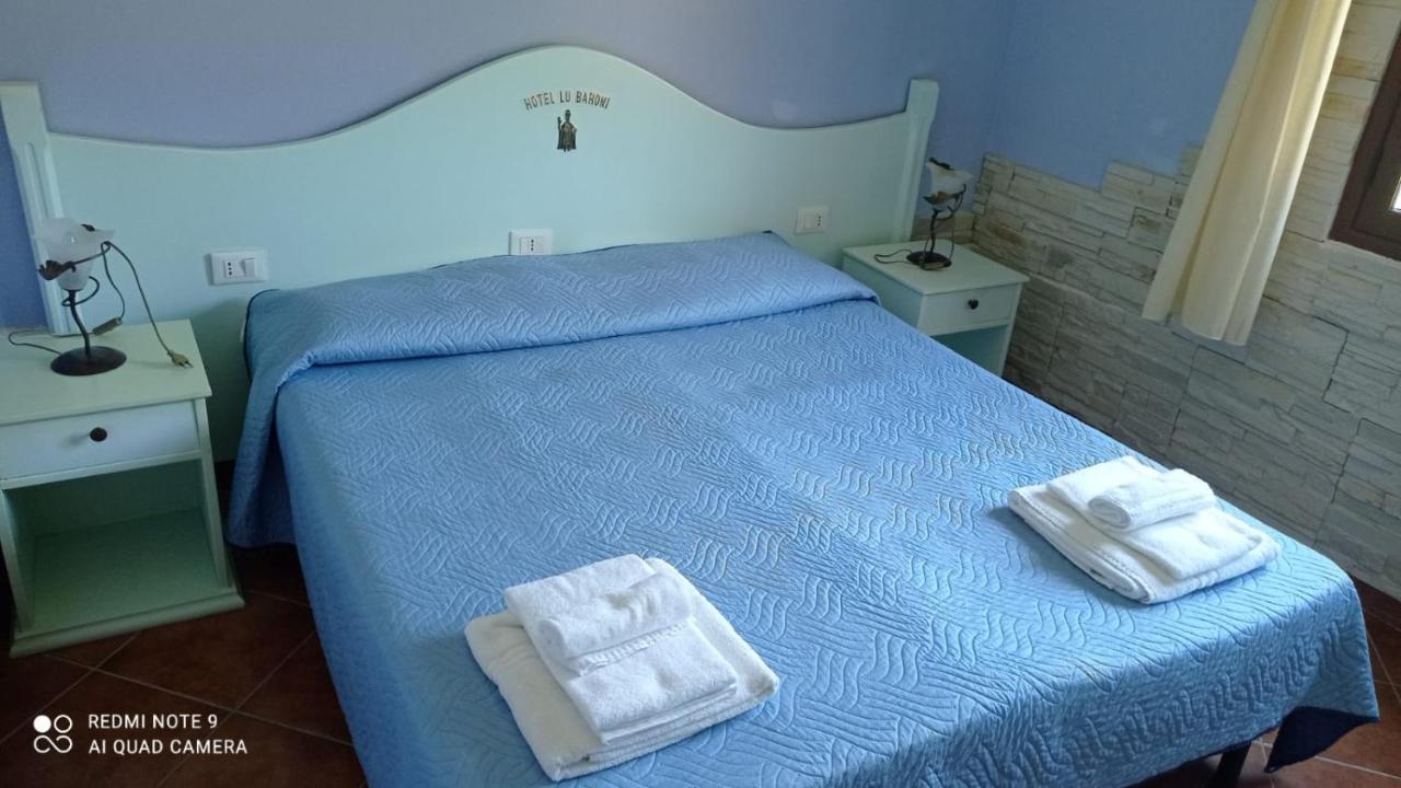 Hotel Lu Baroni บูโดนี ภายนอก รูปภาพ