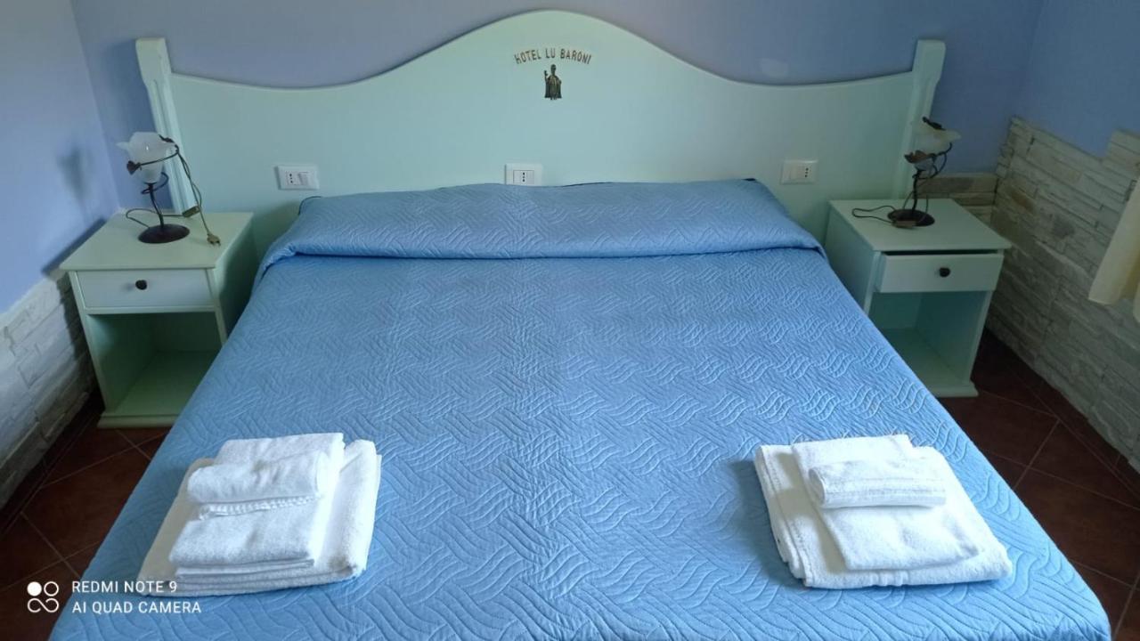 Hotel Lu Baroni บูโดนี ภายนอก รูปภาพ